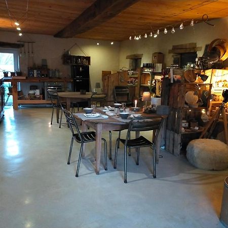 Suites De Campagne Les Eydieux, Petits Dejeuners Inclus Saint-Angel  외부 사진
