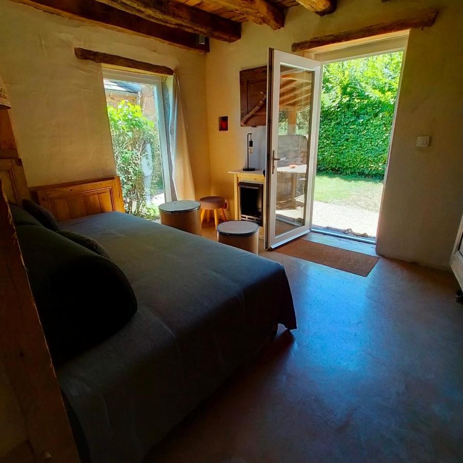 Suites De Campagne Les Eydieux, Petits Dejeuners Inclus Saint-Angel  외부 사진