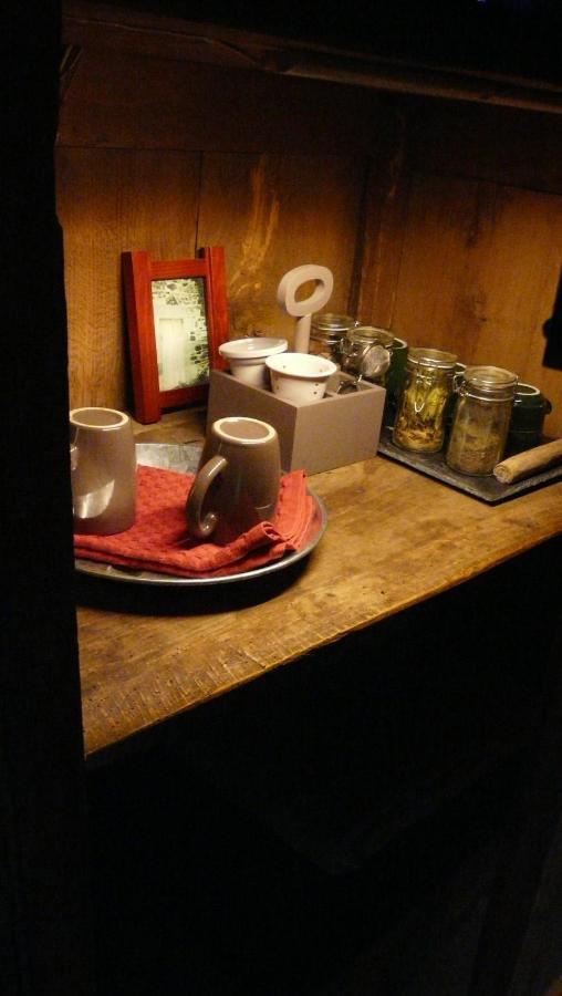 Suites De Campagne Les Eydieux, Petits Dejeuners Inclus Saint-Angel  외부 사진
