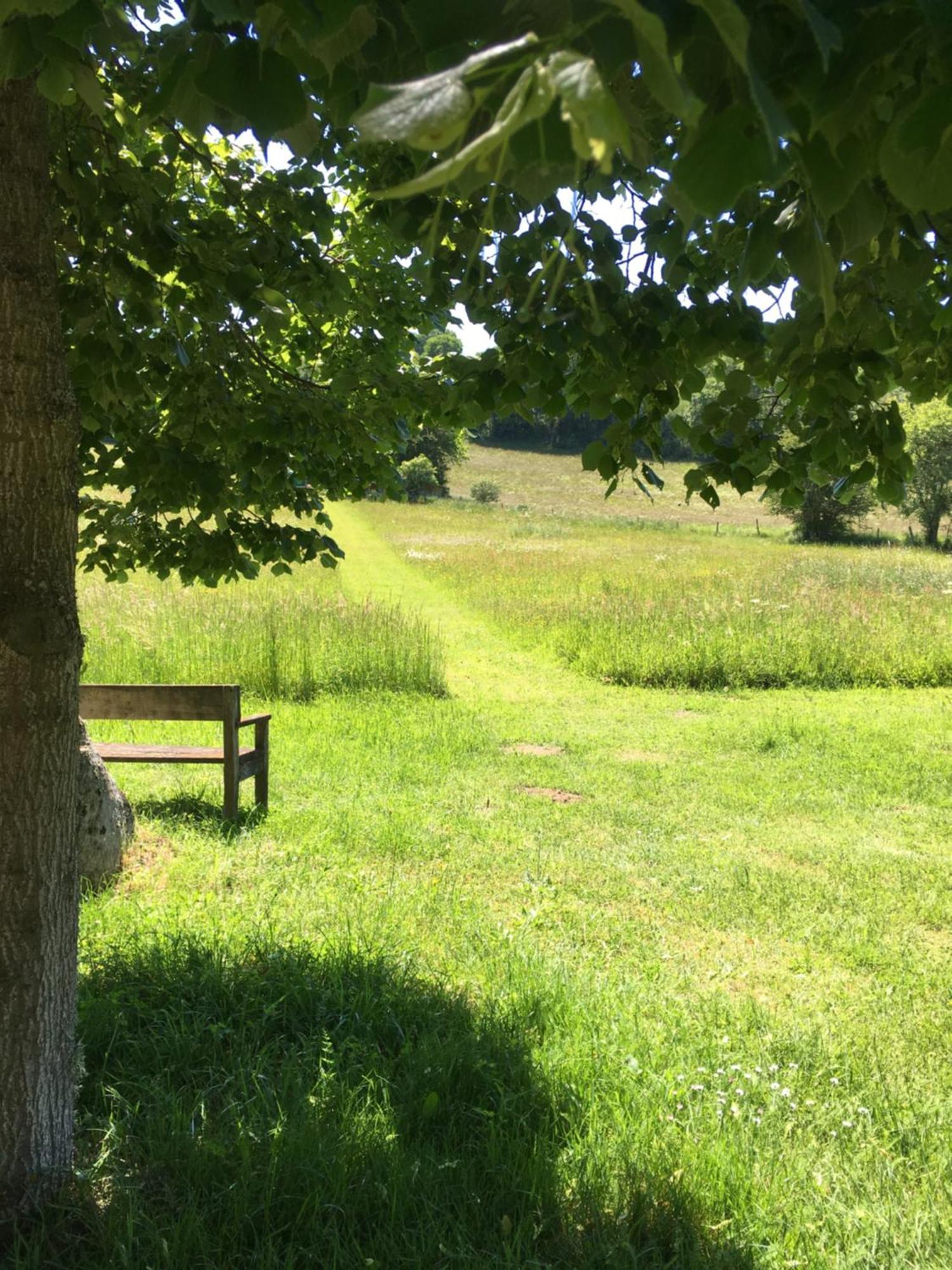 Suites De Campagne Les Eydieux, Petits Dejeuners Inclus Saint-Angel  외부 사진