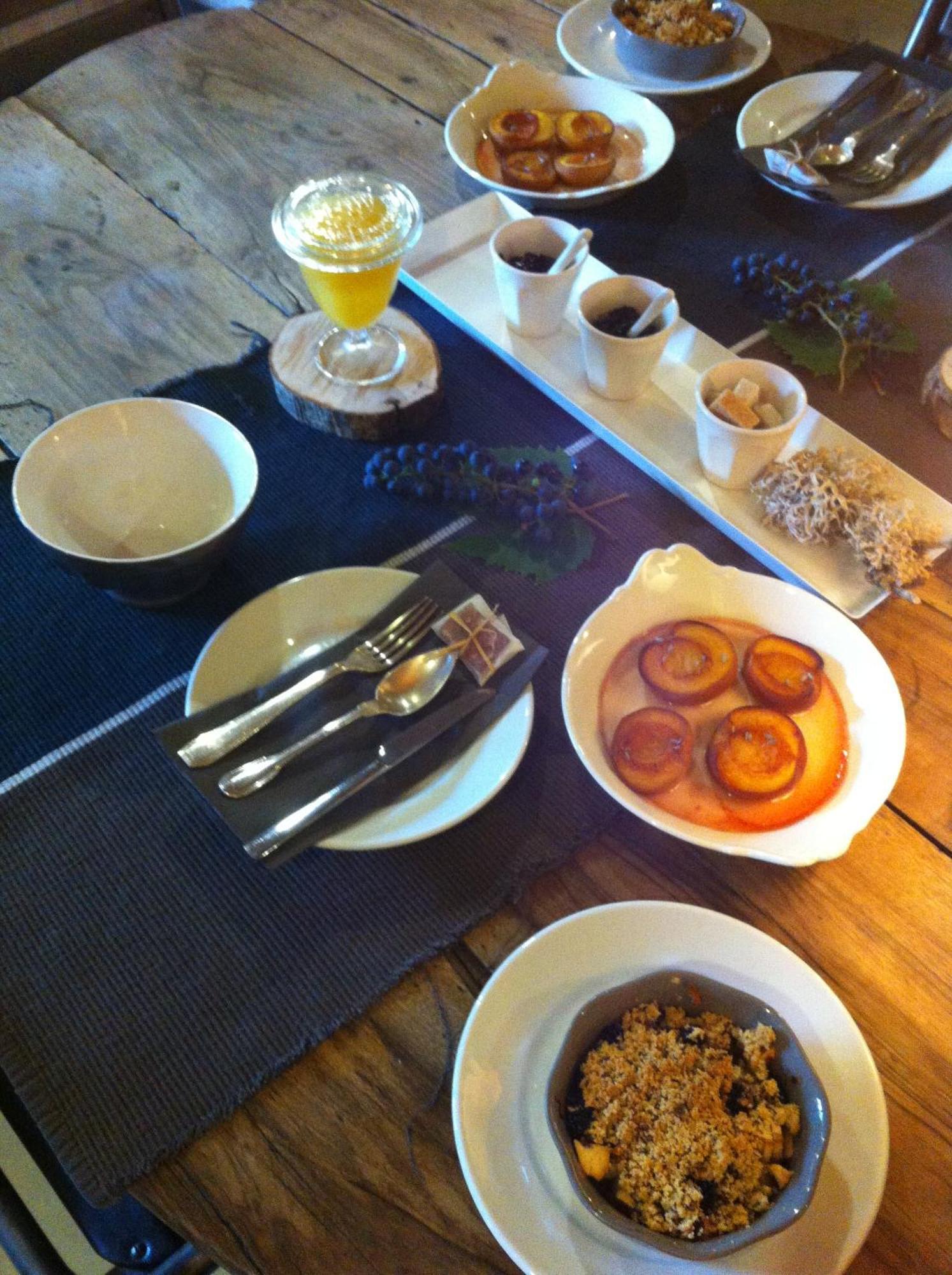 Suites De Campagne Les Eydieux, Petits Dejeuners Inclus Saint-Angel  외부 사진